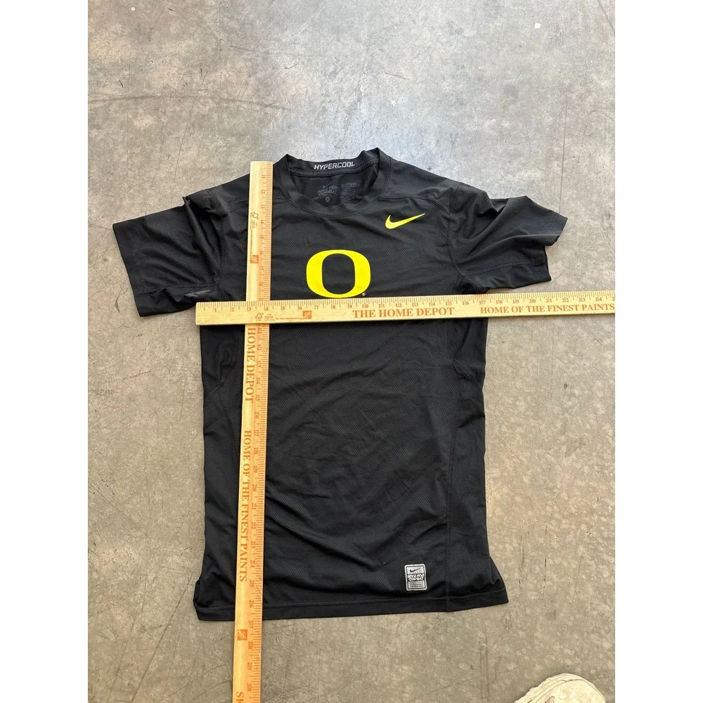 Oregon Ducks Shirt Mens Small Black Nike Pro Combat Hypercool Fitted Gym